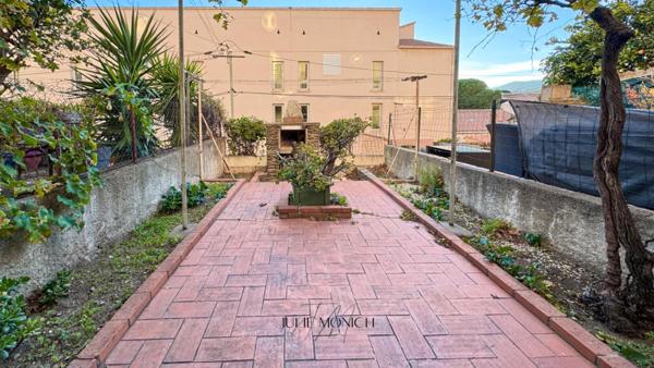 Maison avec Travaux avancés, potentiel à finaliser