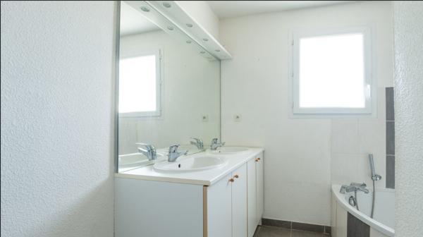 Plain pied 4 chambres et garage