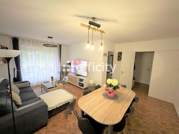 Appartement
         2 pièces
        - 47 m² Exclusivité 146 475 € *
