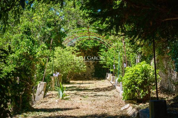 A vendre - Domaine agricole et sa Bastide - Sud Luberon -