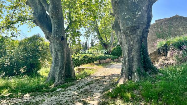 A vendre - Domaine agricole et sa Bastide - Sud Luberon -