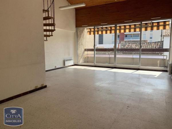 Local commercial à louer 63.7m²