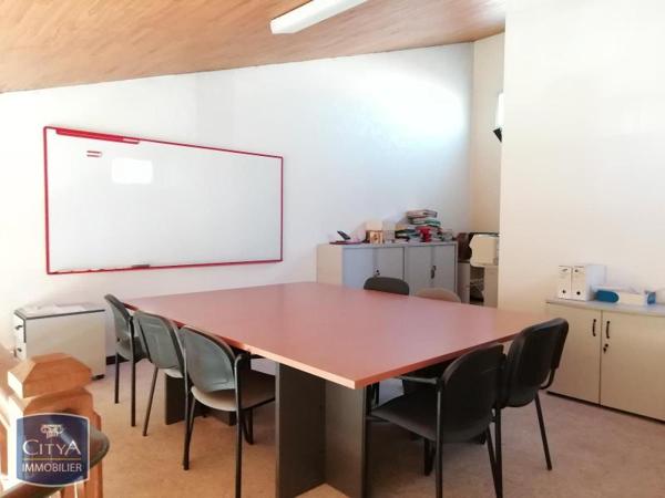 Local commercial à louer 63.7m²