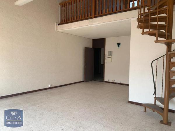 Local commercial à louer 63.7m²