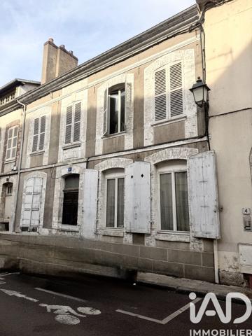 Immeuble à vendre 200 m² Sens