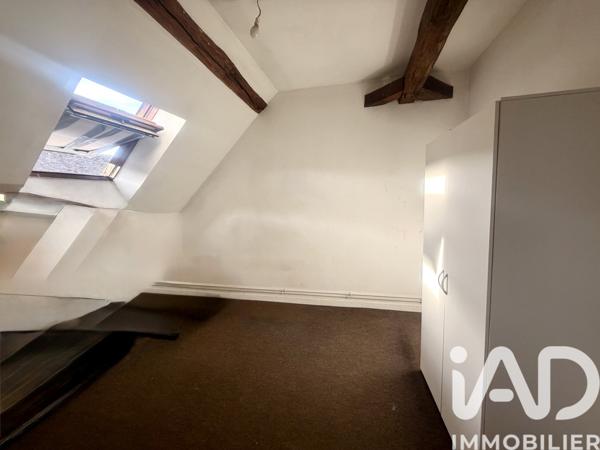 Immeuble à vendre 200 m² Sens