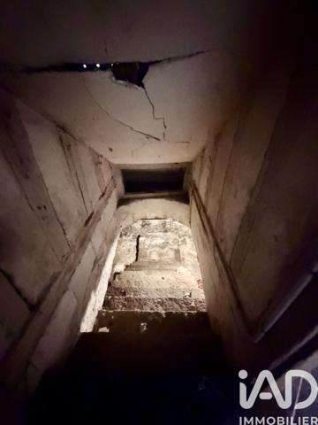 Immeuble à vendre 200 m² Sens