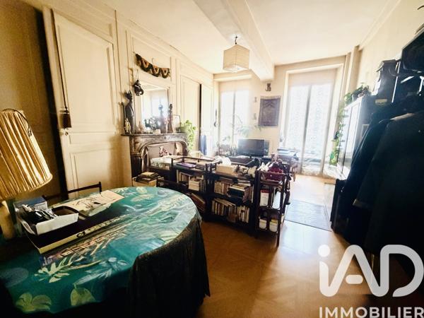 Immeuble à vendre 200 m² Sens