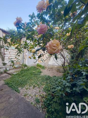Immeuble à vendre 200 m² Sens