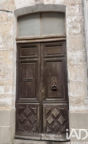 Immeuble à vendre 200 m² Sens