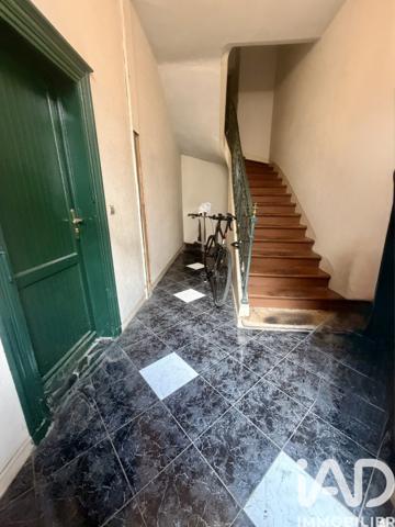 Immeuble à vendre 200 m² Sens