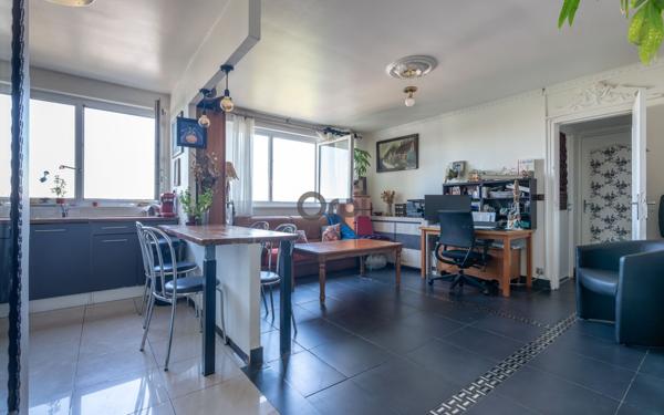 Appartement à vendre    2 pièces • 43,22 m2 Charenton-le-Pont