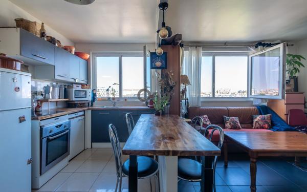 Appartement à vendre    2 pièces • 43,22 m2 Charenton-le-Pont