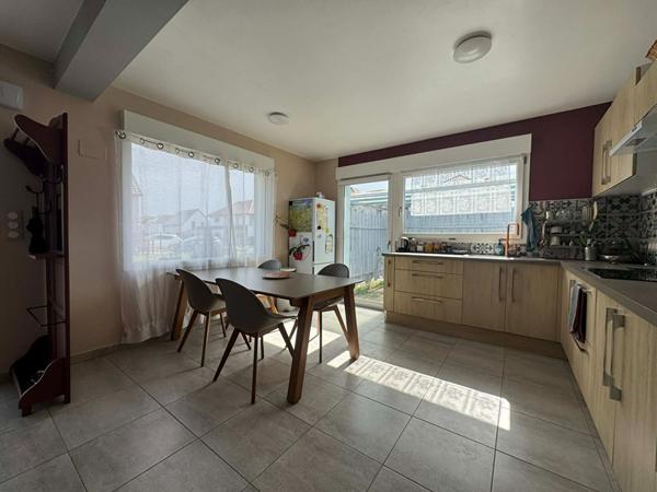 Maison - 5 pièces - 137 m²