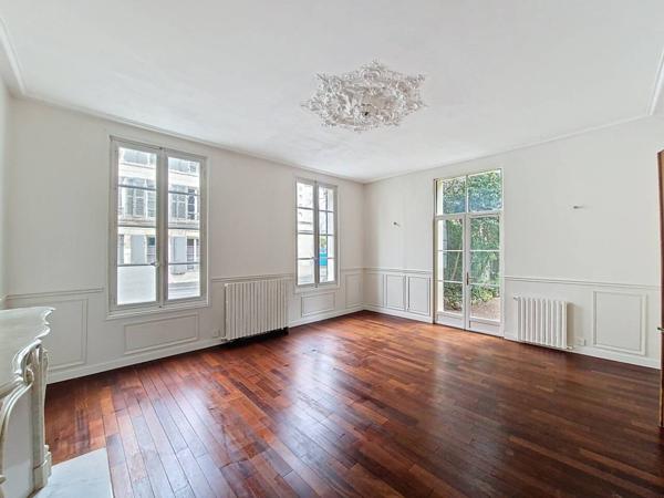 Maison à vendre 10 pièces de 290 m²