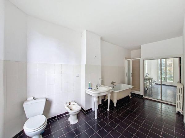 Maison à vendre 10 pièces de 290 m²