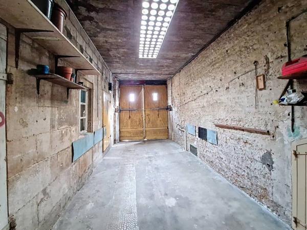 Maison à vendre 10 pièces de 290 m²