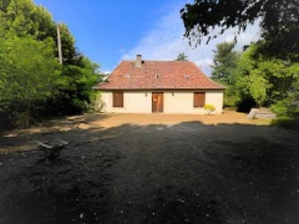 Maison de charme en bord de Dordogne – Beau potentiel LAMONZIE SAINT MARTIN