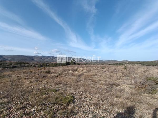 Achat terrain près de OPOUL PERILLOS - 27990 m² - 16 900 €