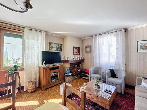 Maison 3 chambres, sous-sol, garage et jardin