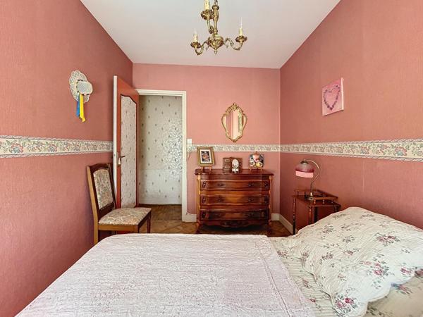 Maison 3 chambres, sous-sol, garage et jardin