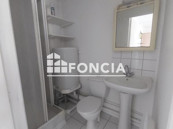 Location Studio 20.61 m² - 2 RUE DE FLANDRES Lille 59000