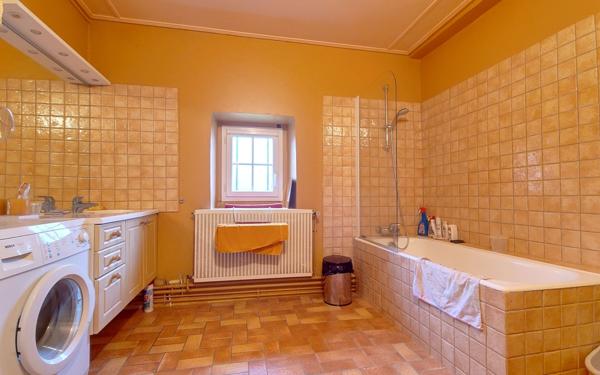 Maison à vendre    5 pièces •  Flammerans