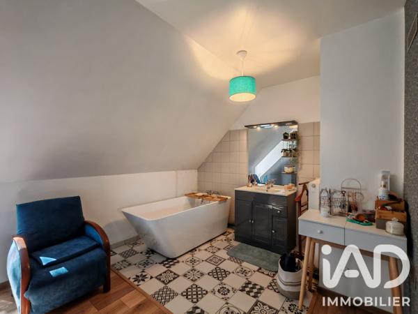 Maison à vendre 7 pièces 207 m² Ploërmel