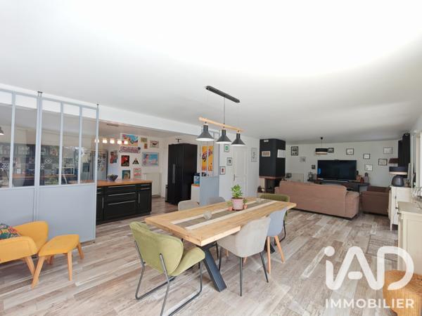 Maison à vendre 7 pièces 207 m² Ploërmel