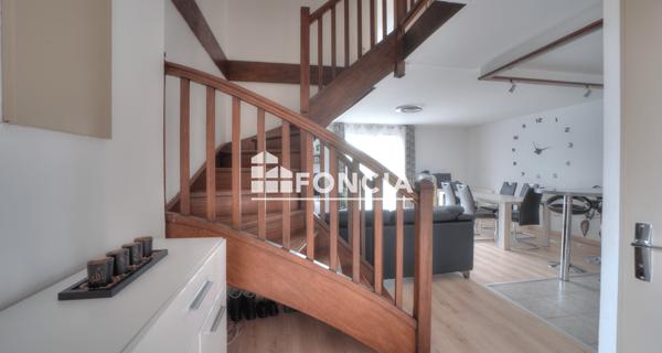 À vendre Appartement 4 pièces 79 m² - Thoiry 01710