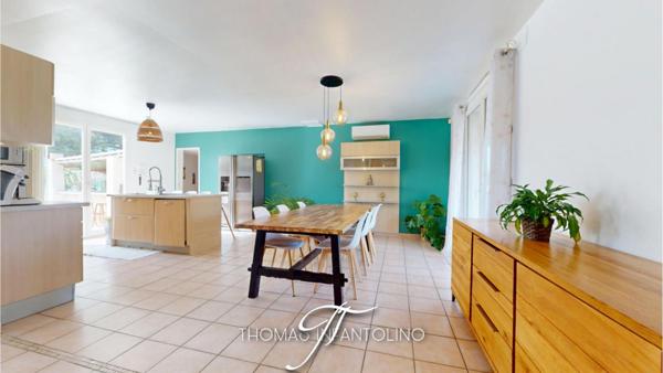 EN EXCLUSIVITE - PLAIN PIED - 4 CHAMBRES - PISCINE
