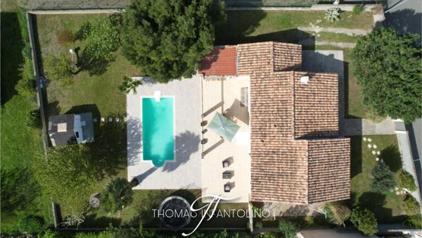 EN EXCLUSIVITE - PLAIN PIED - 4 CHAMBRES - PISCINE