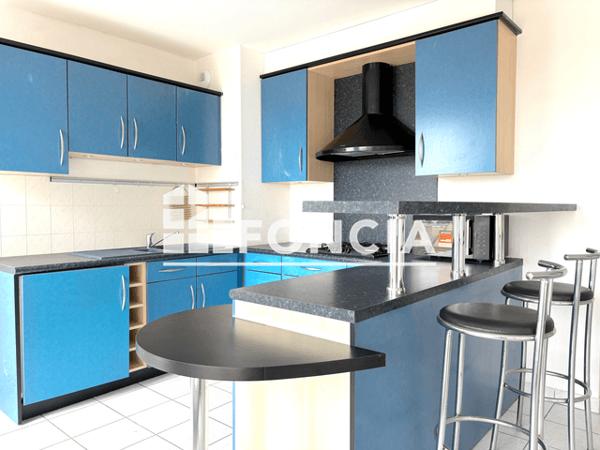Location Appartement 2 pièces 45 m² - 21 RUE JULES FERRY Voiron 38500