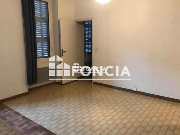 Location Appartement 2 pièces 32.15 m² - 100 RUE CONSOLAT Marseille 13001