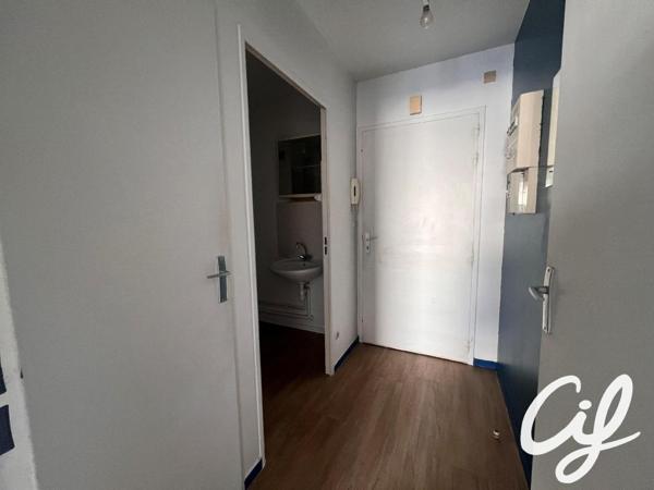 Appartement T1 NANTES Saint-Joseph de Porterie - 18.31 m2  437 Euros