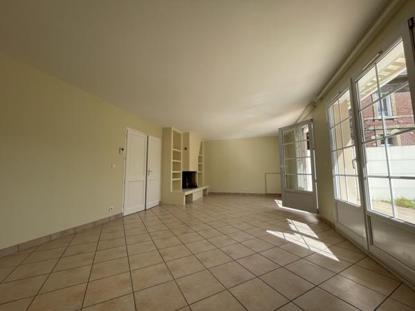 Compiègne (60200) Maison de ville