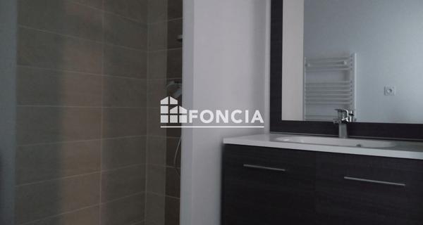 Location Studio 28.23 m² - Villefranche-sur-saône 69400
