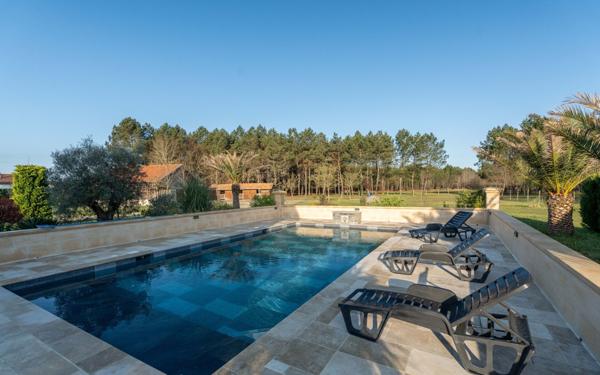 Maison à vendre    5 pièces •  Sanguinet