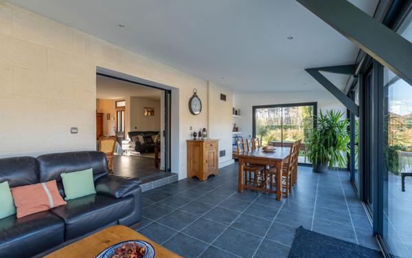 Maison à vendre    5 pièces •  Sanguinet