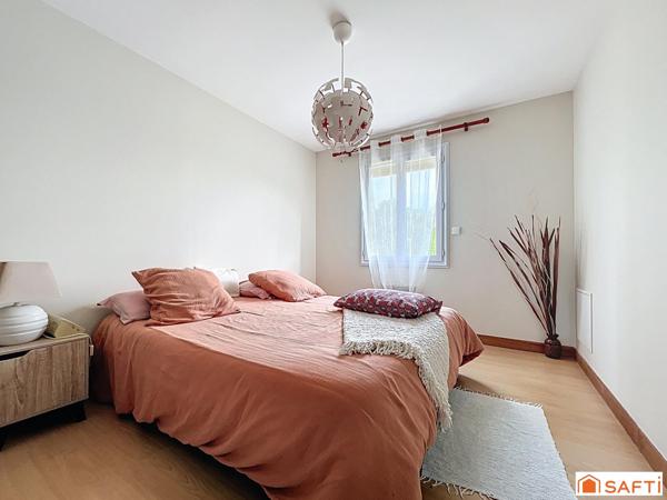 Maison 4 P, 90 m2 env. 3 chambres, Bouzy-la-Forêt