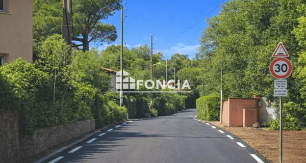 À vendre Terrain 3221 m² - Grimaud 83310
