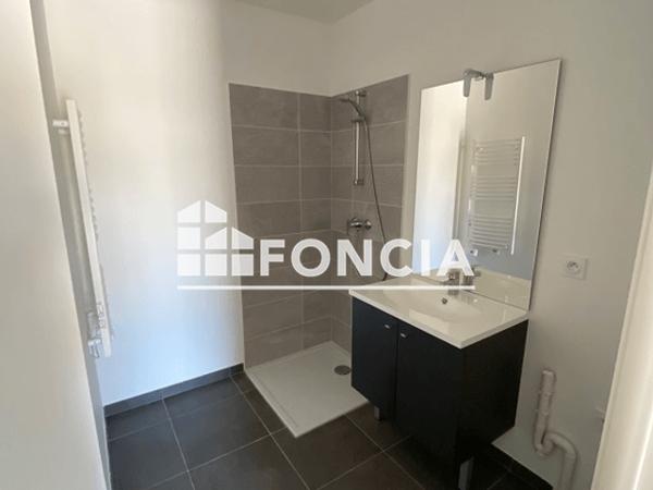 Location Appartement 2 pièces 39.62 m² - RUE DES COMBATTANTS D'AFRIQUE DU NORD Frejus 83600