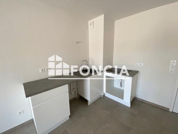 Location Appartement 2 pièces 39.62 m² - RUE DES COMBATTANTS D'AFRIQUE DU NORD Frejus 83600