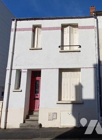 TOURS BRETONNEAU MAISON DE VILLE