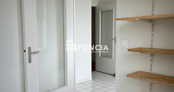 Location Appartement 4 pièces 103.5 m² - Orléans 45100