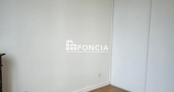 Location Appartement 4 pièces 103.5 m² - Orléans 45100