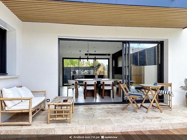 SUPERBE MAISON CONTEMPORAINE 4 chambres AVEC PISCINE - 146m²