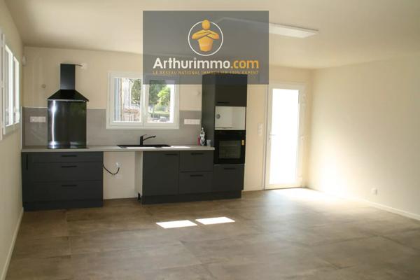 Location                                                      Maison
                        
                     4 pièces                      80 m2                     à La Croix-Helléan