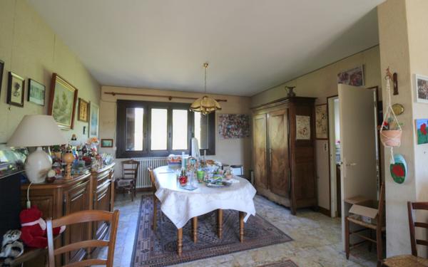 Maison à vendre    9 pièces •  Saint-Maurice-sur-Aveyron