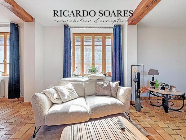 LONGÈRE RÉNOVÉE EN 2016 / 160m2 AU SOL / 3 CHAMBRES / SEJOUR 45m2 / GARAGE / TERRAIN 1015m2